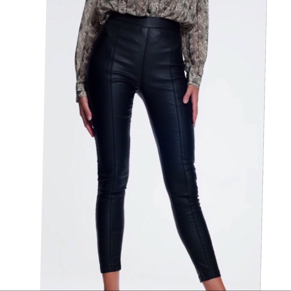 FARRAH BLACK VEGAN LEATHER LEGGINGS - Picture 5 of 7